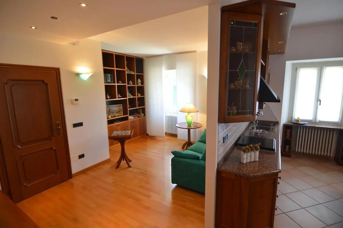 Green - Free Parking Near Beach Lezzeno Apartman